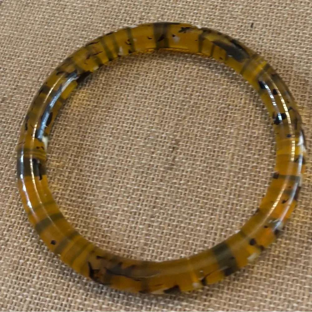 Vintage Tiger Stripes Lucite Bangle Bracelet diameter